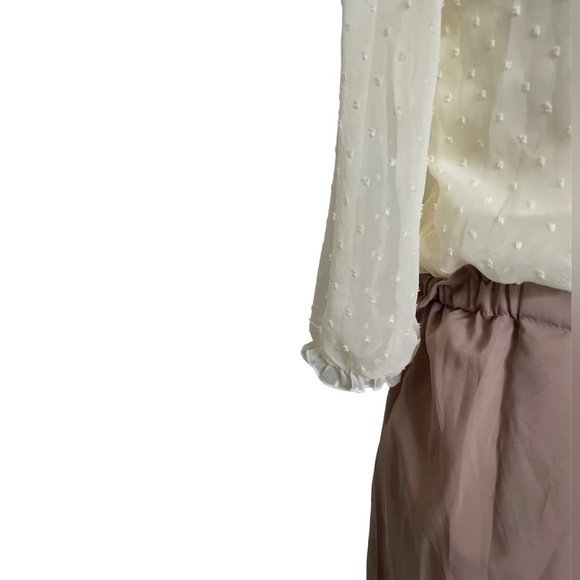 NWT DD&JJ Swiss dot cream and brown off-the-shoulder 3/4 sleeve polka dot dress - Picture 5 of 14